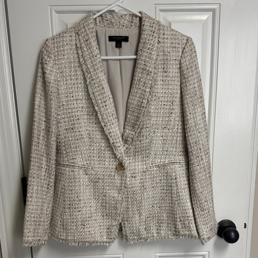 Ann Taylor Women's Beige Tweed Blazer